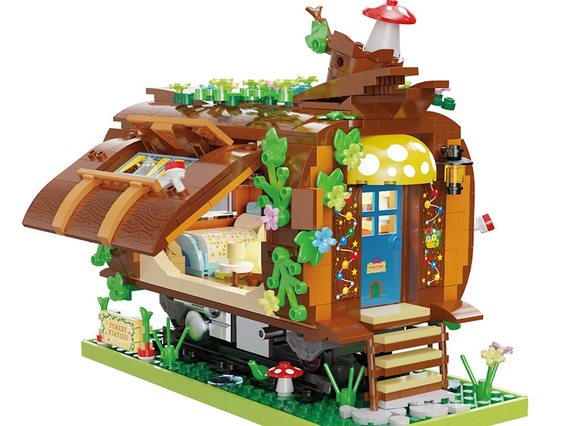 Cada Forest train - 737 pcs