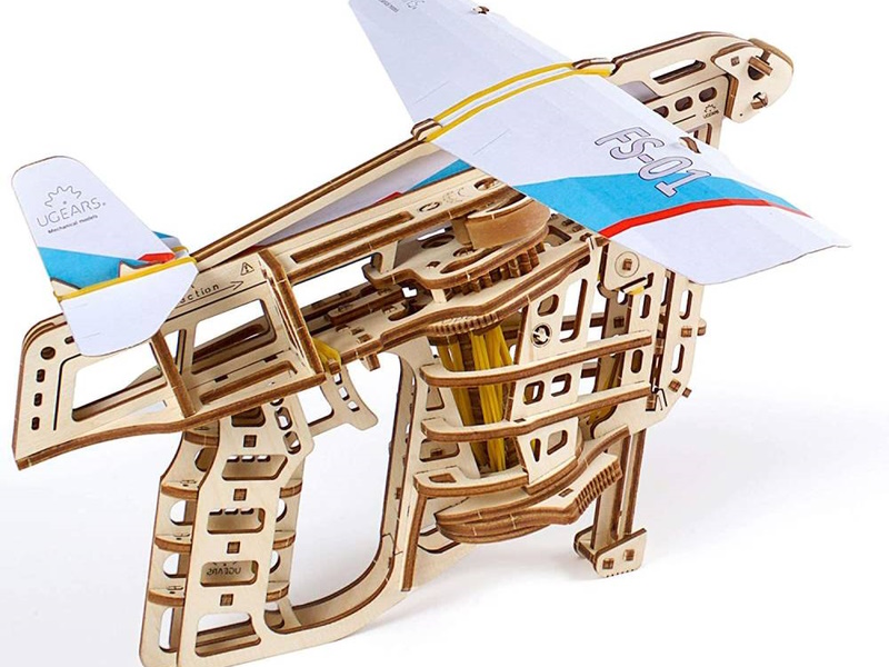 Flight Starter by UGears in Models/Mechanical