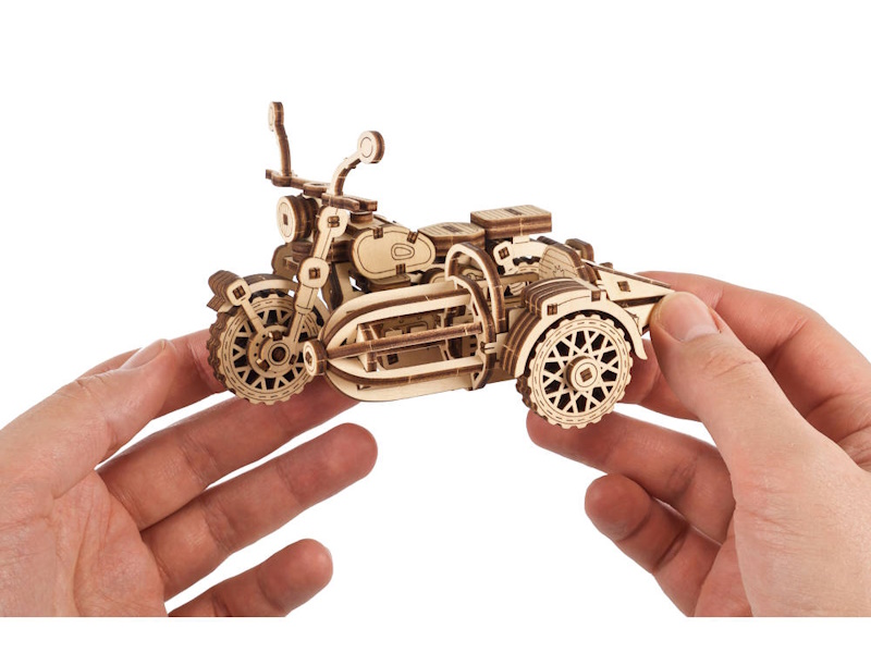 Hagrid's Flying Motorbike by UGears in Models/Mechanical