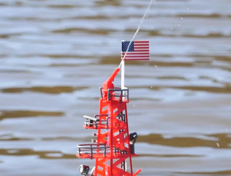 HENG LONG TUG WORK BOAT 5CH 2.4GHZ W/WATER HOSE FUNCTION